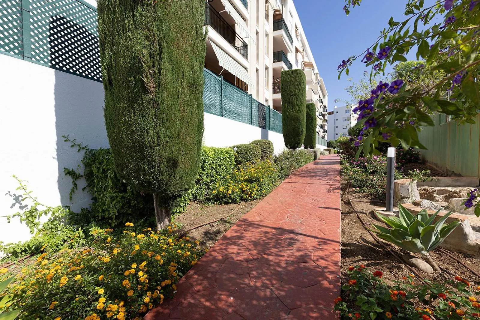 Bright Penthouse With Swimming Pool In Marbella Apartment