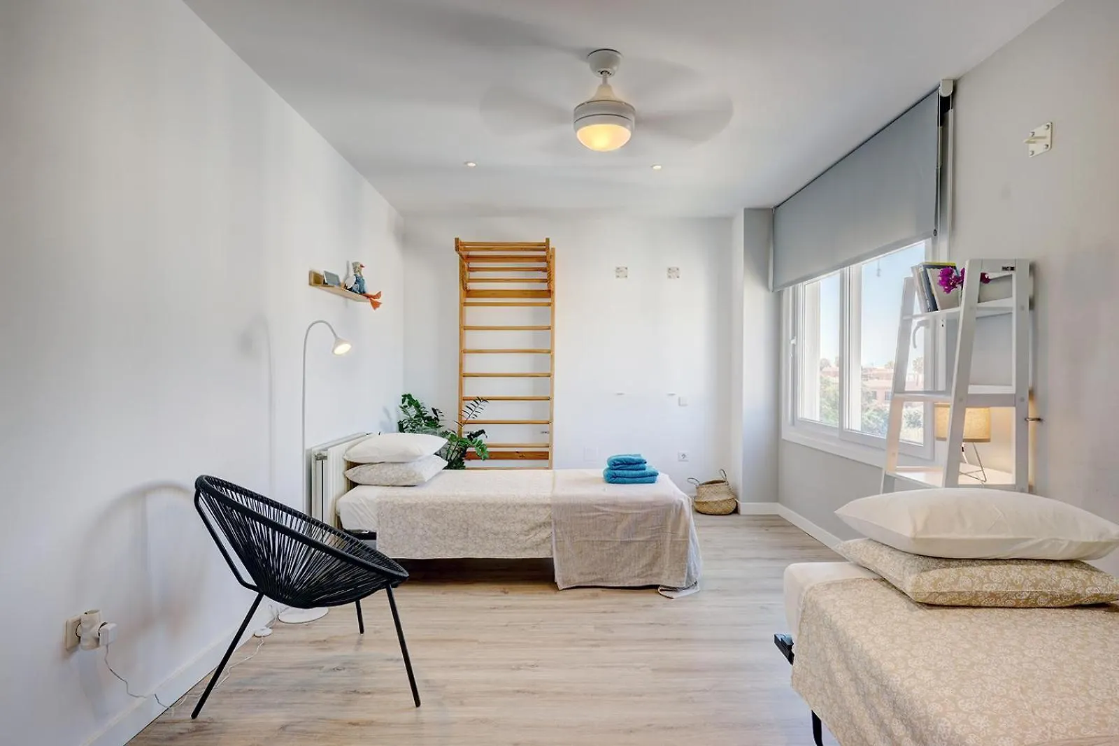 Bright Penthouse With Swimming Pool In Marbella Apartment