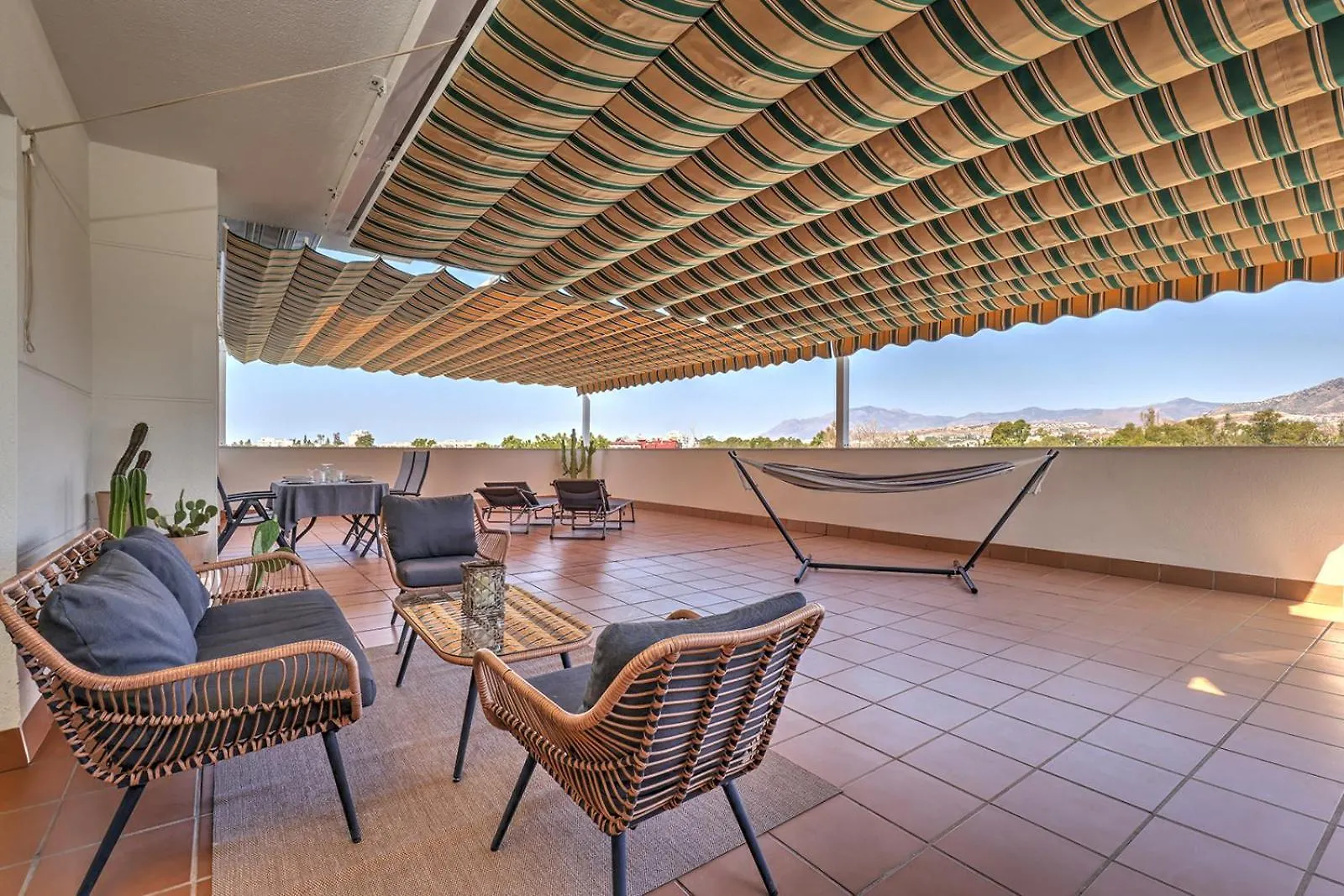 Bright Penthouse With Swimming Pool In Marbella Apartment