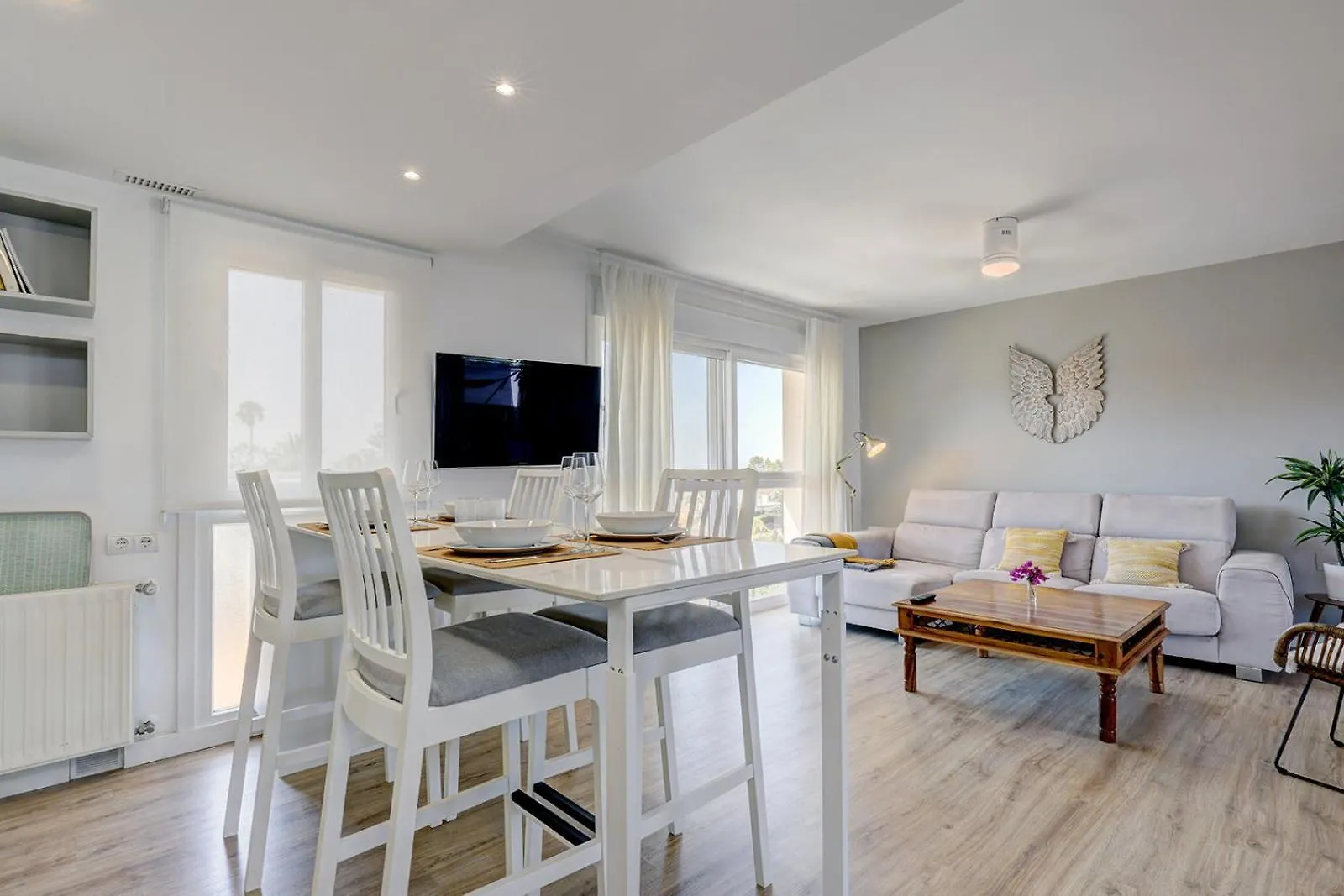 Bright Penthouse With Swimming Pool In Marbella Apartment